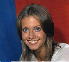 Glow in the radiance of the lighted diyas...🪔 ✨️