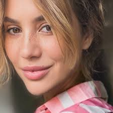 Diane-Florence Roland