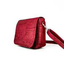 Maybe you would like to learn more about one of these? Sac A Main Vegan En Liege Rouge De L Atelier Inua