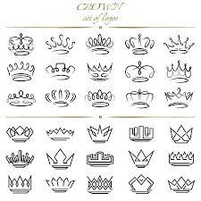 They look great in black ink or color and there are a lot of elements that can be added to them, such as initials, phrases, symbols, or animals. Ensemble De Couronnes Dans Differents Styles Crown Tattoo Design Crown Tattoo Small Crown Tattoo