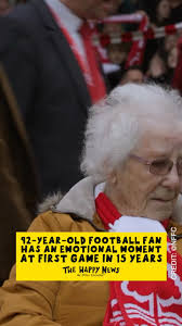 @HappyNewspaper_'s video Tweet