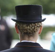 Equestrian Hairstyles Dressage Fashion Equestrian Outfits