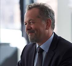 Is Daniel Hardman too cute? : r/suits