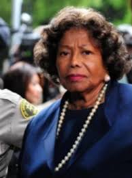 La mère de Michael Jackson réclame 40 milliards de dollars au promoteur de  concerts AEG