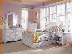 Usually, it ranges from three up to five bedroom furniture in one set. 24 L I H 179 White Bedroom Set Ideas White Bedroom Set Bedroom Set Bedroom Furniture Sets