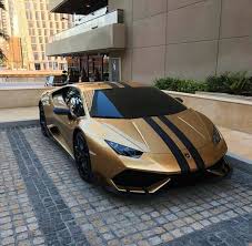 Black And Yellow Lamborghini Huracan Black Gold Lambo Sports Cars Luxury Sports Cars Lamborghini Lamborghini
