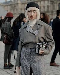 Kèm theo đó, cô nàng còn ghi caption cực ngọt: Ä'iá»u Gi Khiáº¿n Chau Bui Tá»« Máº«u áº£nh Vo Danh Thanh Fashionista Ä'inh Ä'am Baogiaothong Vn