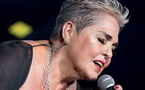 Lupita d'alessio se retiró de las redes sociales por ataques de usuarios. Lupita D Alessio Reaparece En Traje De Bano A Sus 66 Anos