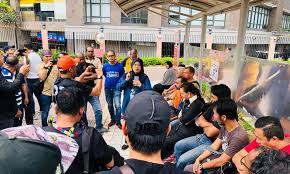 Nov 01, 2019 · media prima kurangkan pekerja tahun depan. Malaysiakini Buang Pekerja Tv3 Bincang Dulu Kata Menteri