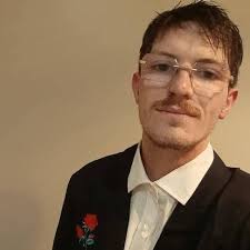 Fortnite player seeking teammates