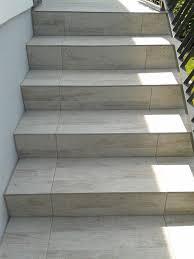Epingle Par Sophie Mortreux Sur Balcon Carrelage Escalier Exterieur Escalier Exterieur Carrelage Exterieur