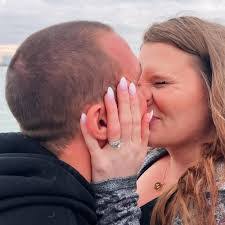 Morgan Inman's Instagram, Twitter & Facebook