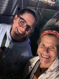 Is Melissa in this group?