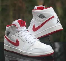 Jordan 1 Retro Mid Black Red White Air Jordan 1 Retro Mid White Red Black 554724 101 Basketball Men S Size 13 Airjordan Basketballshoes Jordan Shoes Retro Nike Air Jordan Shoes Sneakers