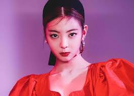 Lia (ITZY) đi diễn mặc scandal nhưng thái độ hời hợt, vũ đạo qua loa: Knet  chán chả buồn ném đá, chỉ thương 4 thành viên còn lại