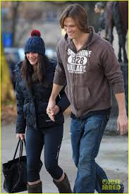 Jared Padalecki & Genevieve Cortese: Kiss Kiss!: Photo 2608032 | Genevieve  Cortese, Jared Padalecki, Pregnant Celebrities Photos | Just Jared:  Entertainment News