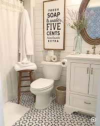 3 Young Cool Tips Bathroom Remodel White Tub Small Bathroom Remodel 2018 Bathroom Remodel Modern Farmhouse Bathroom Farmhouse Bathroom Decor Bathrooms Remodel