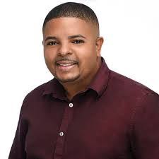 Daisy Sostre's Instagram, Twitter & Facebook