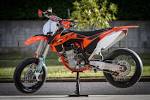 KTM 450 SXF VS 450 SMR SUPERMOTARD -