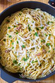 Creamy One Pot Spaghetti Carbonara Aspicyperspective Com Carbonara Recipe Spaghetti Carbonara Recipe Pasta Dishes
