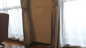 賃貸で猫の爪とぎ対策 ビニールクロスと養生テープで壁を保護 はじめての猫ミコを飼う 壁 賃貸 爪とぎ