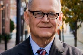 I owe the American people an apology." Health insurance executive  apologizes for creating argument against Medicare for All.