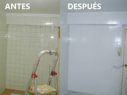 Pintar encima de una pared de azulejos es una de las formas más rápidas y sencillas de renovar un para cambiar el aspecto de tu baño o cocina no necesitas meterte en obras. Como Pintar Azulejos Del Bano O Cocina Como Pintar Con Rodillo