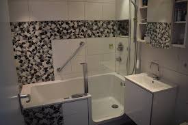 Duschen Und Baden Im Kleinen Badezimmer Durch Twinline 2 Duschbadewanne Badkamer
