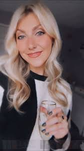 𝙺𝙰𝚈𝙻𝙴𝙴 𝙿𝙾𝚆𝙴𝚁𝚂 𝙿𝙴𝚁𝙰𝙲𝙲𝙷𝙸𝙾 (@kaylee_powers) • Instagram  photos and videos