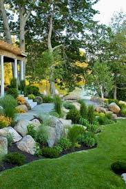 70 Gorgeous Front Yard Landscaping Ideas Avec Images Jardin De Roches Amenagement Paysager Jardins