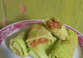Kuih lenggang) merupakan makanan khas indonesia dan malaysia yang dapat digolongkan sebagai panekuk yang diisi dengan parutan kelapa yang dicampur dengan gula jawa cair. Resep Membuat Kue Dadar Gulung Lezat Resep Enyak