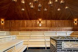 Vabali Spa Berlin Der Winter Kommt Da Ist Die Heisse Awan Sauna Auf Unserer Dachterrasse Genau Das Richtige Sauna Spa Saunalandschaft