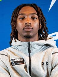 Mario Carver's Instagram, Twitter & Facebook