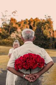 No Matter The Age Flowers Are A Way To A Woman S Heart Couples In Love Old Love Old Couples