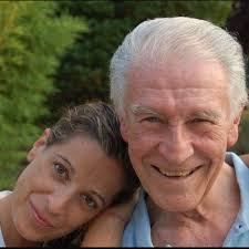 Good evening. I hope you're all well. Does anyone have experience of  walking the Camino following a total knee replacement? I had an utterly  life-transforming & successful total knee replacement in 2017