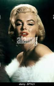 Marilyn monroe actress 1957 hi-res stock photography and images