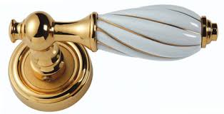 Keskin hatlı kapı kolu modellerini. Dekoratif Ve Sik Kapi Kolu Leylara Her Sey Burada