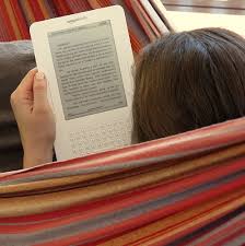 A Teen Perspective E Books Vs Print Books The Hub