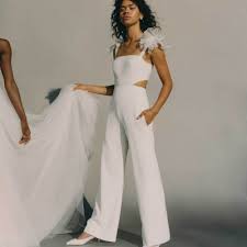 20 Best Wedding Jumpsuits Of 2021 Gone is the time when women had only option to wear dresses for the major part of their social lives. 20 best wedding jumpsuits of 2021