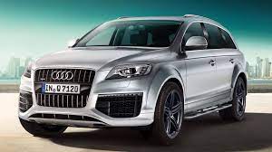 New Hot Q7 S Line 4 2l V8 And Look At That Wide Stance Audi Q7 S Line Audi Q7 Audi Q7 Tdi