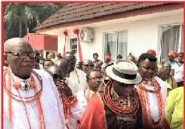Eight roman catholic olus from the present one being ogiame ikenwoli, the olu of warri kingdom, who ascended the throne after the. Trouble In The Kingdom Search For New Olu Of Warri Polarises Itsekiri