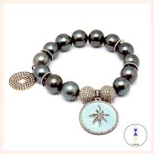 Their huge eyes expressed serenity and grandeur. Lighten Up Leaf Tahitian Pearls Bracelet Carole Shashona