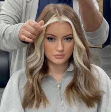 Elizabeth Moats's Instagram, Twitter & Facebook