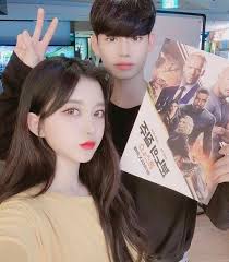 Info ini diambil dari informasi beberapa tim komunitastanteindonesia.com. Ullzang School In 2021 Ulzzang Korean Girl Ulzzang Couple Korean Couple