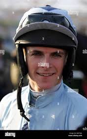 L heard hi-res stock photography and images