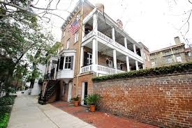 Marmaduke Hamilton 1868 Estate Houses For Rent In Savannah House Rental Renting A House Condo Vacation Rentals