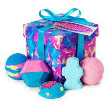 Free uk standard delivery with orders over £45 learn more | pay later in 3 with klarna learn how to use bath bombs, bubble bars and more. Lush Bath Bomb Gift Box