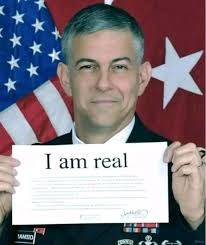 Translation: [hacker's voice] "Ok, I'm in"