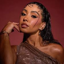 Carly Lawrence (@carlymlawrence) · Los Angeles, CA · Instagram photos and  videos