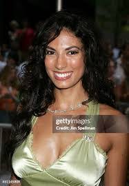 Naureen Zaim's Instagram, Twitter & Facebook